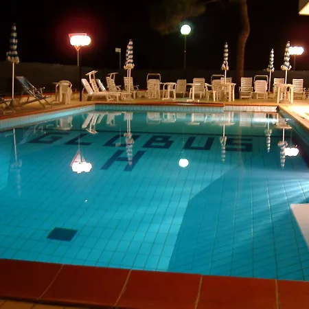 Hotel Globus 3*